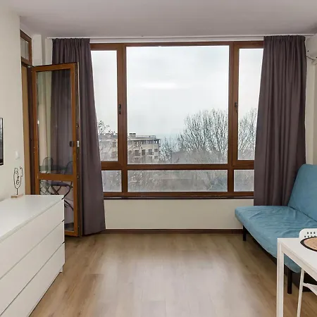 Cozy 1bd Flat In Golden Sands With Need By Flat Mаnager Apartmán